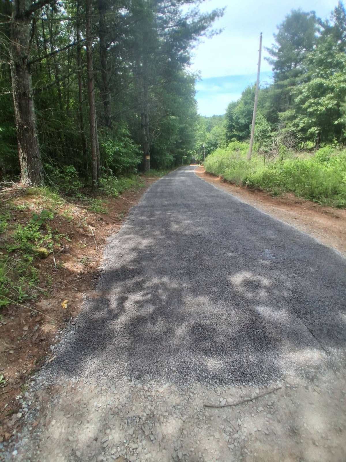 Smooth new tar-and-chip drive